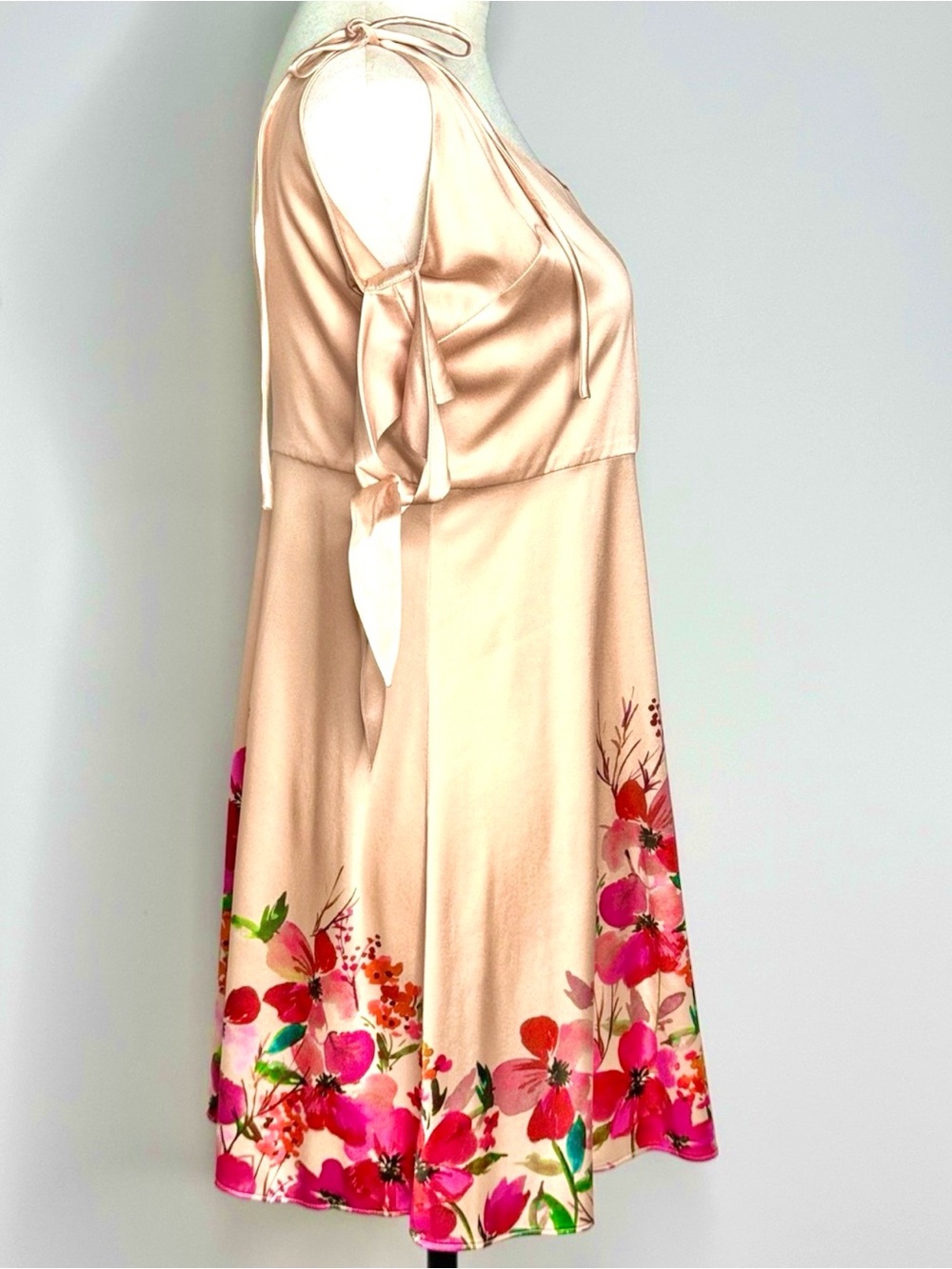 LPA Dress 191 Silk Floral Mini Dress Open Back Peach Champagne Size Large - Picture 7 of 11